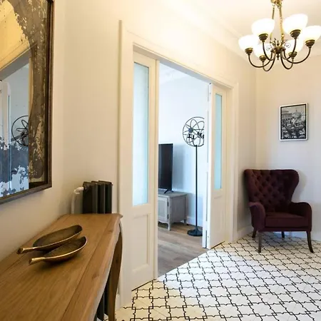 Stunning Bosphorus View & Historical By Deniz Suites Lejlighed *