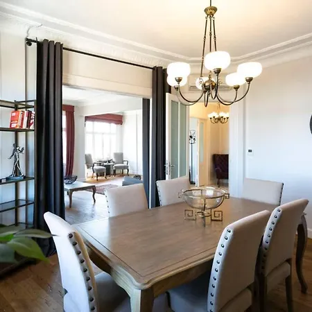 Lejlighed Stunning Bosphorus View & Historical By Deniz Suites