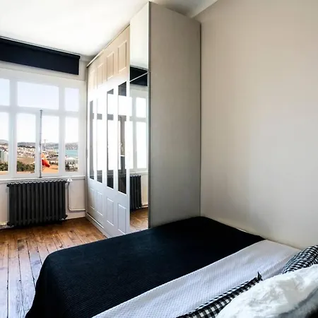 Stunning Bosphorus View & Historical By Deniz Suites Apartment Istanbul