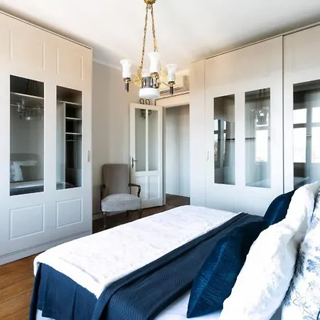 Apartment Stunning Bosphorus View & Historical By Deniz Suites Istanbul