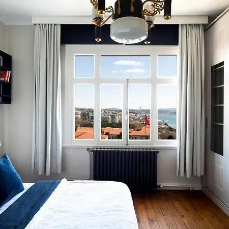 Apartment Stunning Bosphorus View & Historical By Deniz Suites *